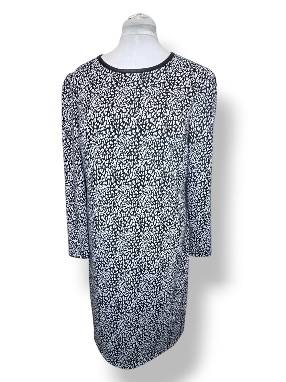 Nine West Women’s Long Sleeve Shift Dress Animal Print Careerwear Black/White 10